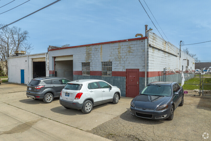 17655 Filer St, Hamtramck, MI for sale - Building Photo - Image 2 of 5