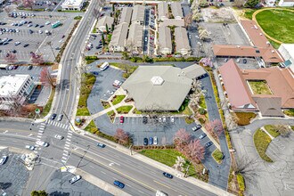 601 Crater Lake Ave, Medford, OR - AERIAL map view - Image1