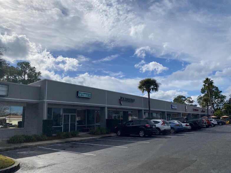 8380 Baymeadows Rd, Jacksonville, FL for lease - Building Photo - Image 3 of 15