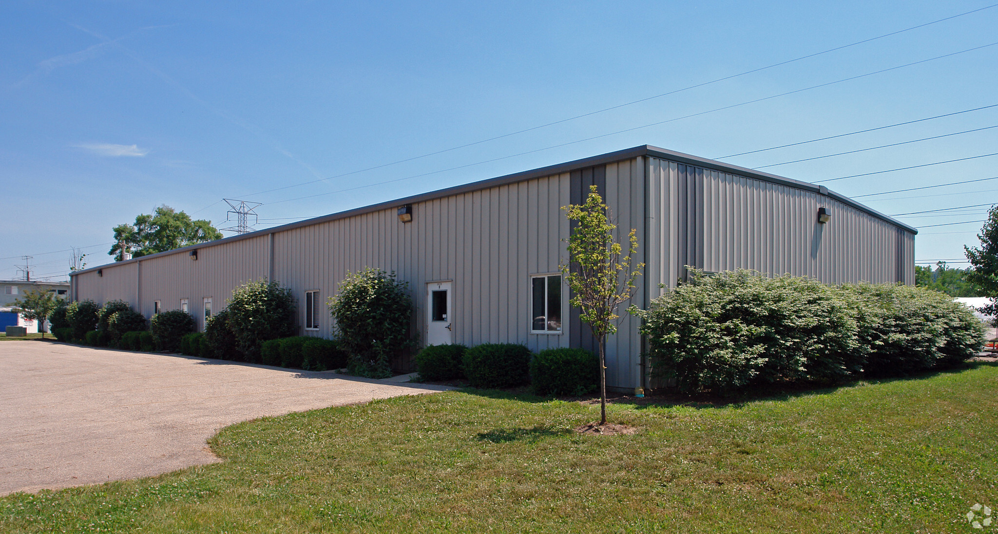 3826 Round Bottom Rd, Cincinnati, OH for lease Primary Photo- Image 1 of 3