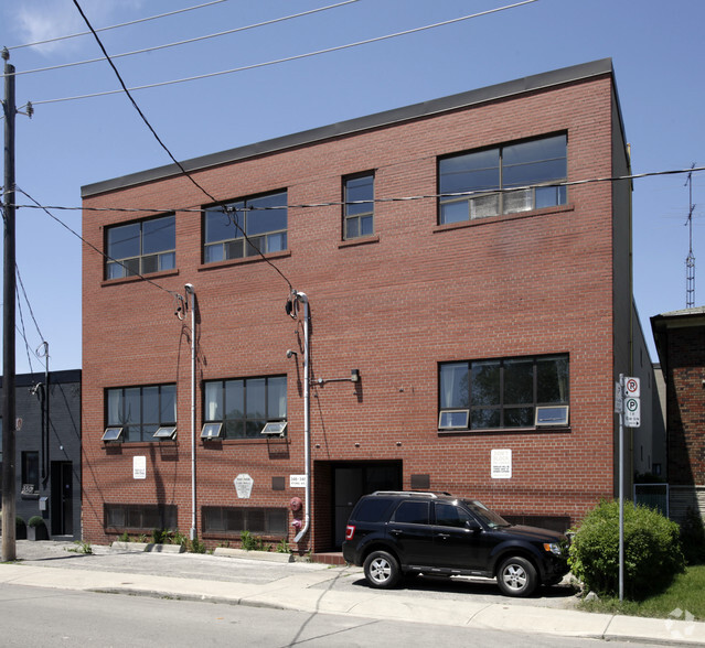 346-348 Ryding Ave, Toronto, ON for sale - Building Photo - Image 2 of 2