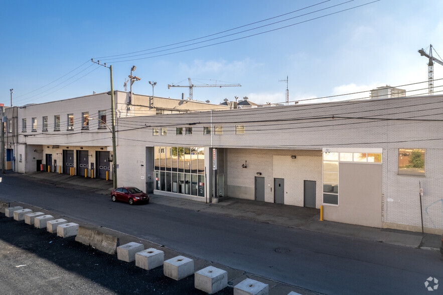 1390 Rue Barré, Montréal, QC for lease - Building Photo - Image 1 of 2