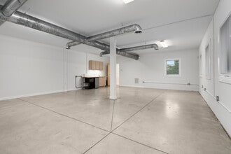 2035 Manchester St NE, Atlanta, GA for lease Interior Photo- Image 1 of 15