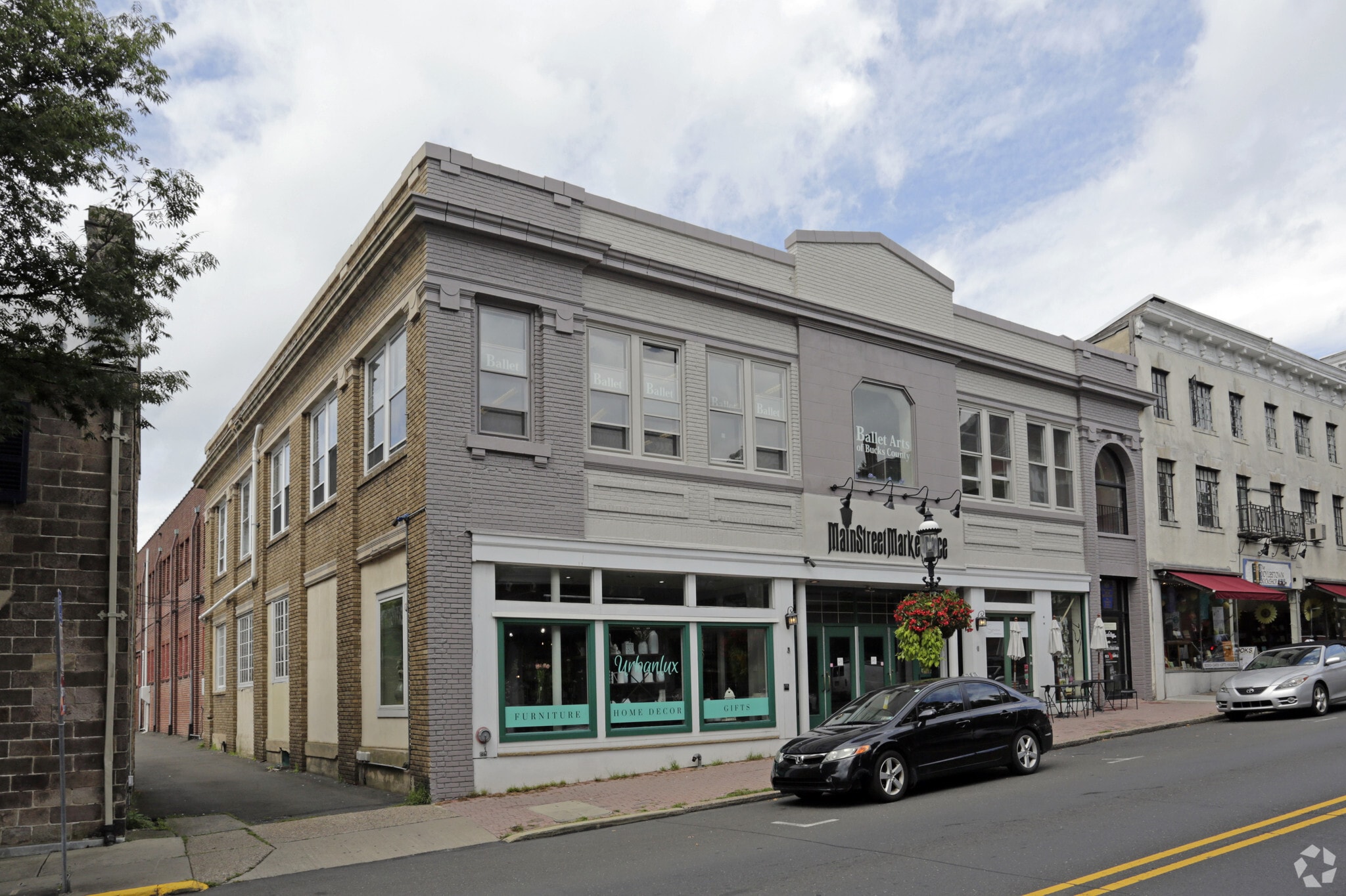 22-28 S Main St, Doylestown, PA for lease Primary Photo- Image 1 of 8