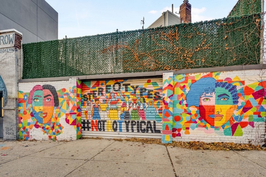 1476 Myrtle Ave, Brooklyn, NY for sale - Primary Photo - Image 1 of 1