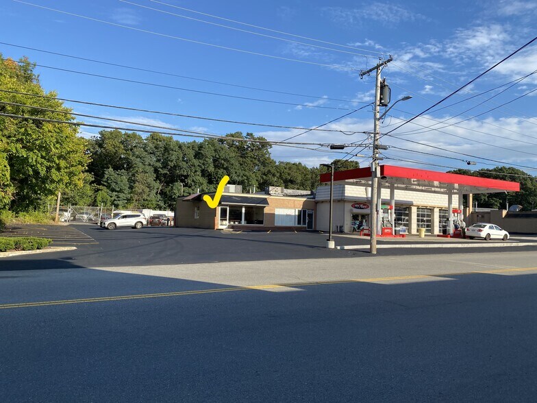 608 S Union St, Lawrence, MA 01843