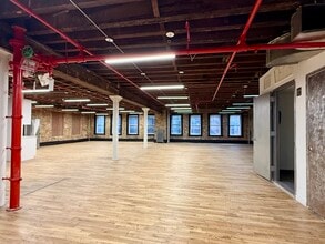 134 W 25th St, New York, NY for lease Interior Photo- Image 2 of 7