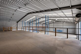 7 Pipeclay Ave, Thornton for lease Interior Photo- Image 2 of 3