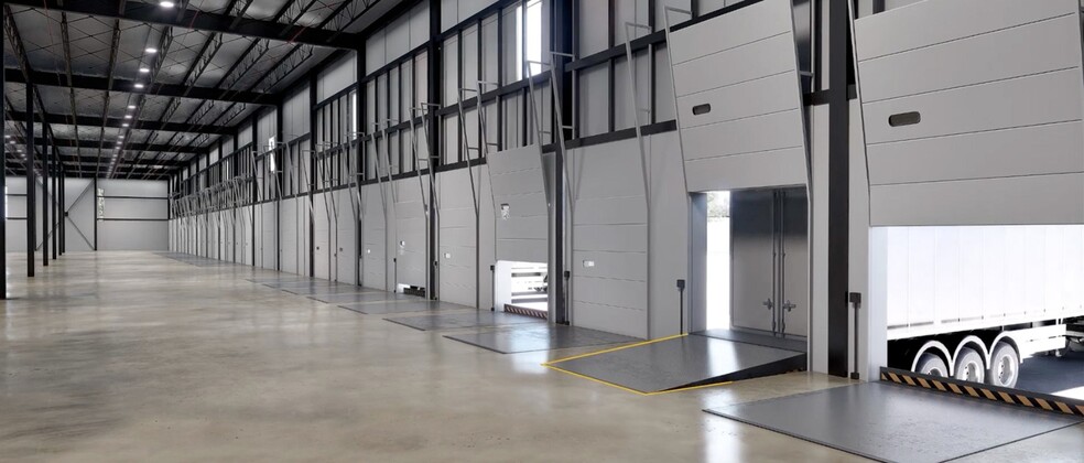 2774 Sheffield Rd, Ottawa, ON for lease - Interior Photo - Image 3 of 3