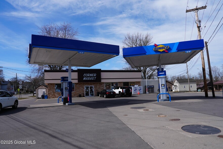 521 E Main St, Palmyra, NY for sale - Building Photo - Image 1 of 31