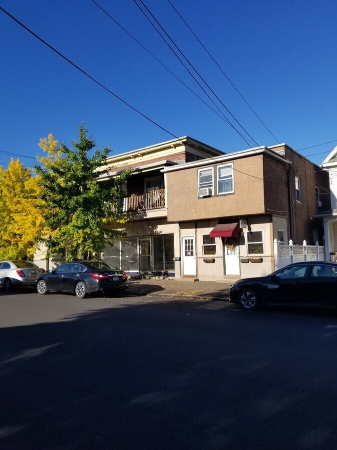 1501 Capouse Ave, Scranton, PA 18509