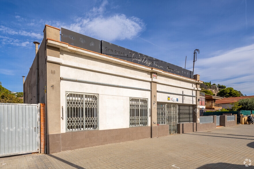Retail in Castelldefels, Barcelona for sale - Building Photo - Image 3 of 5