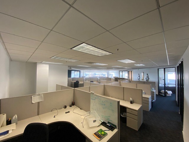 200 Corporate Pointe, Culver City, CA for lease - Interior Photo - Image 2 of 13