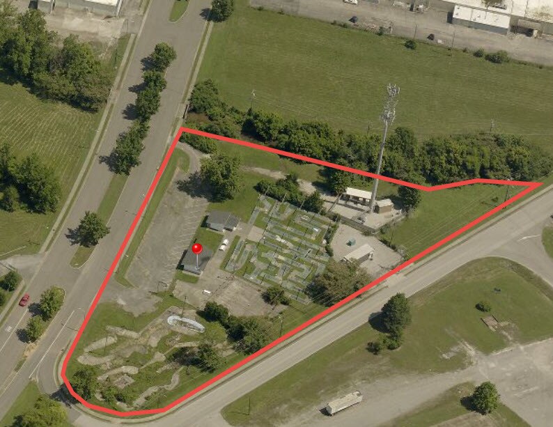 201 Tuskeegee Dr, Oak Ridge, TN 37830