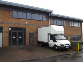 Bowman Ct, Royal Wootton Bassett for lease Building Photo- Image 1 of 12