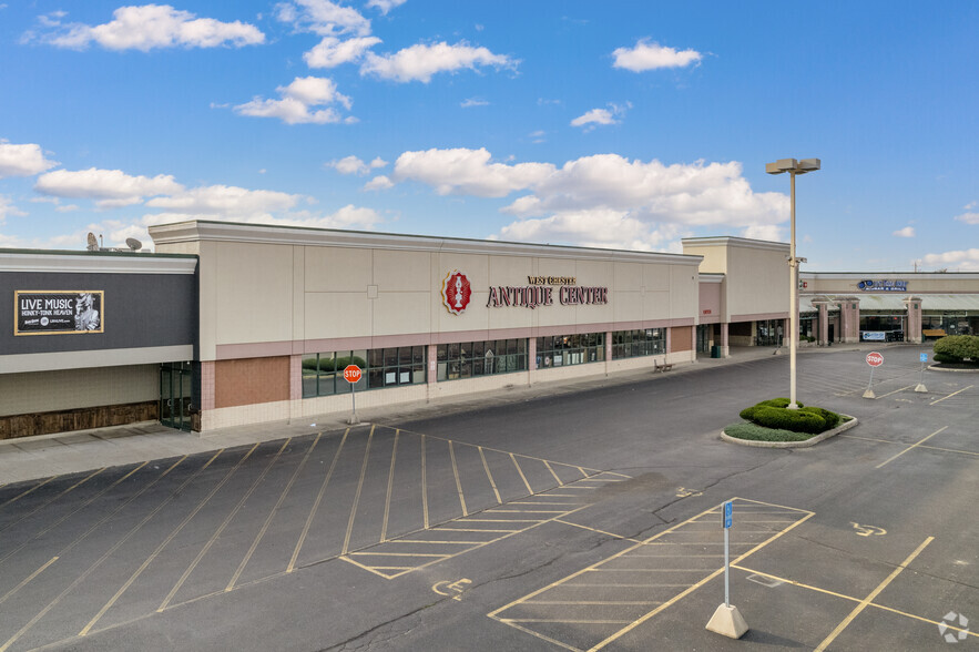 4842-4978 Union Centre Pavilion Dr, West Chester, OH for lease - Building Photo - Image 2 of 9