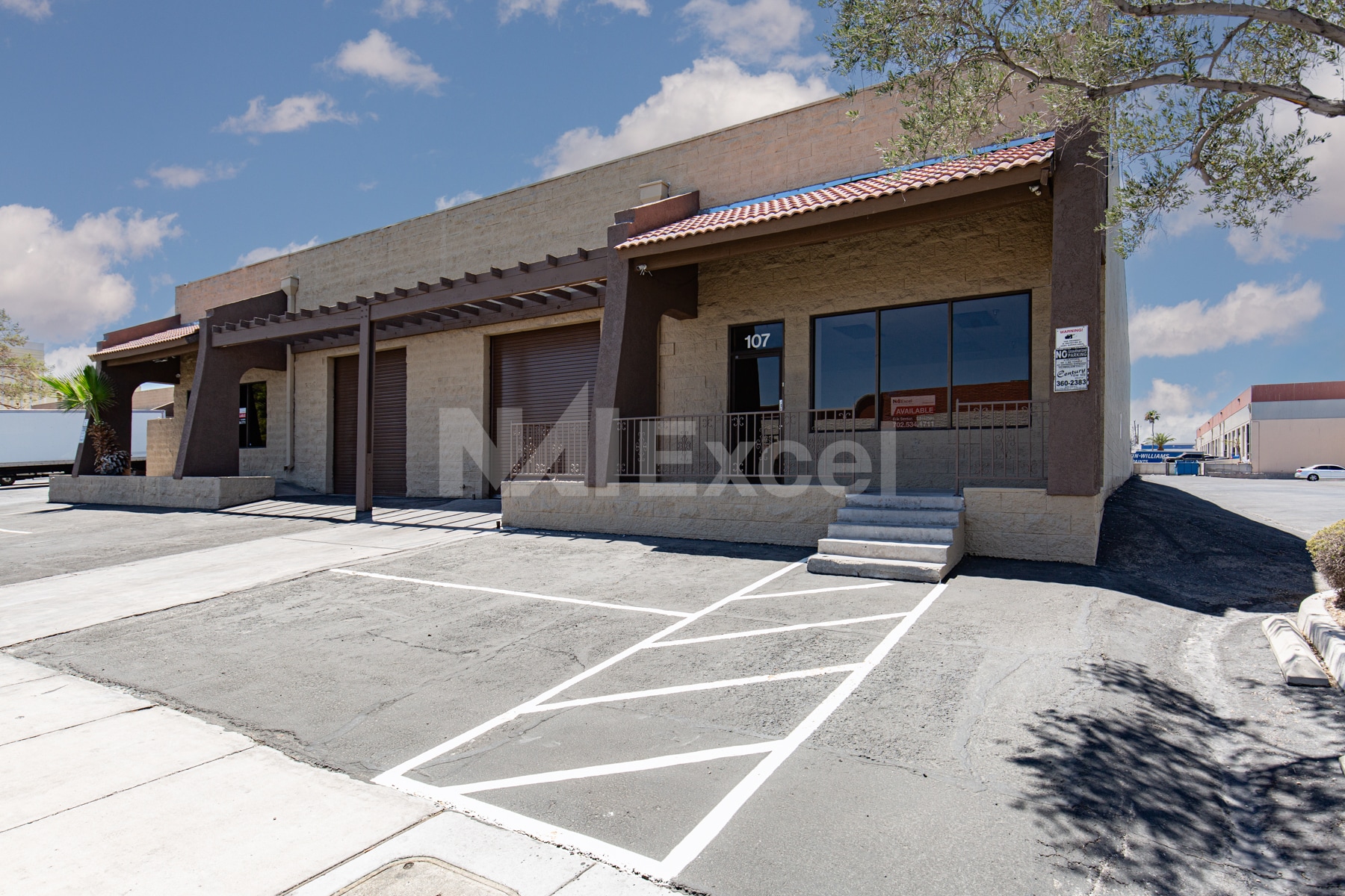 3651 W Ali Baba Ln, Las Vegas, NV for lease Interior Photo- Image 1 of 9