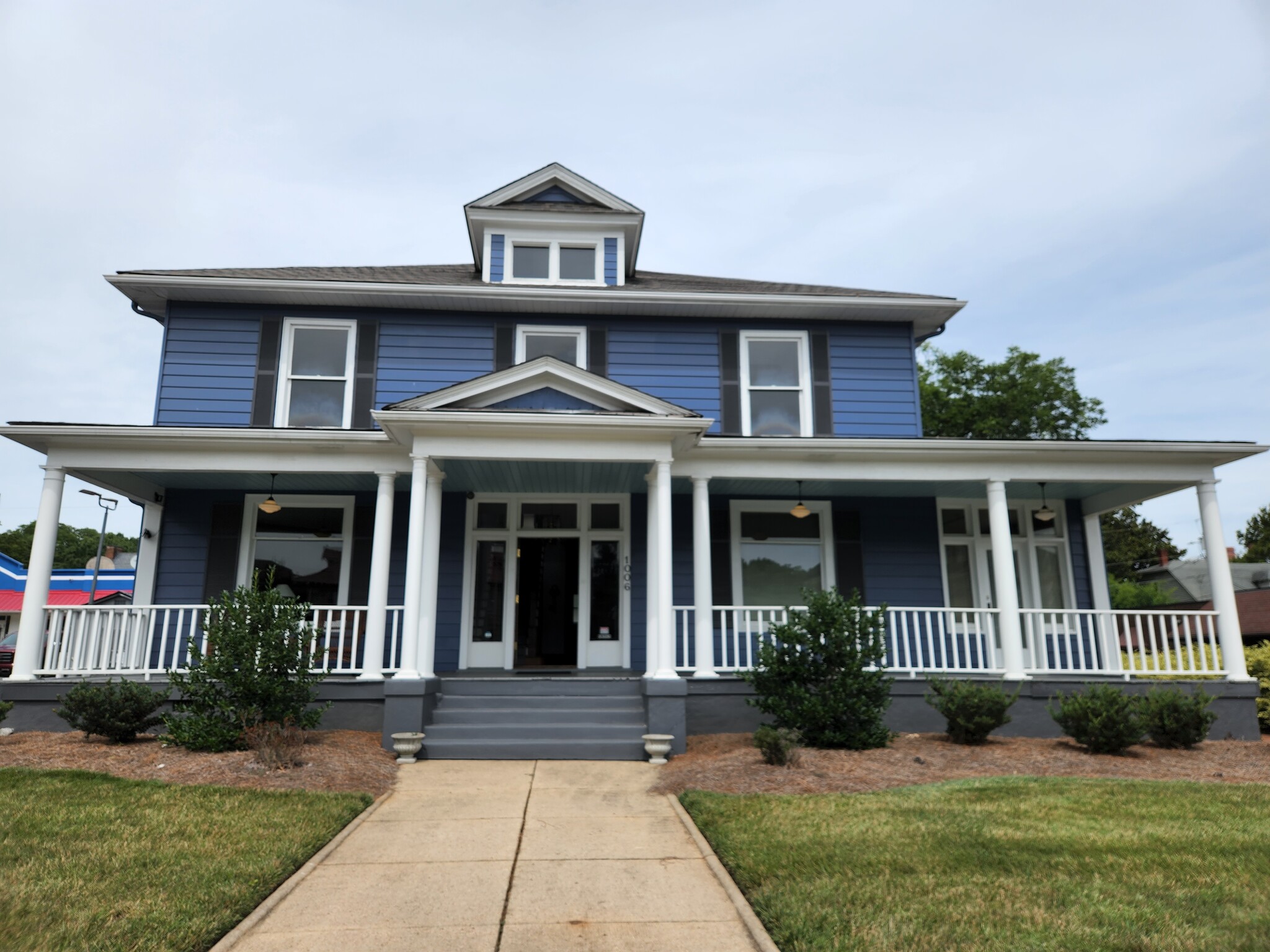 1006 N Main St, High Point, NC for sale Building Photo- Image 1 of 1