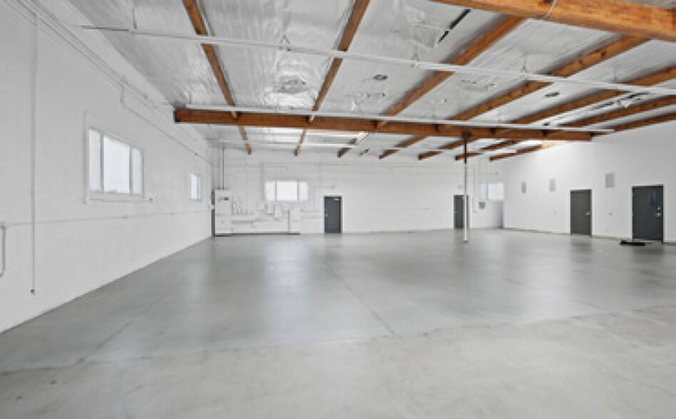 13205 Lakeland Rd, Santa Fe Springs, CA for sale - Building Photo - Image 3 of 12