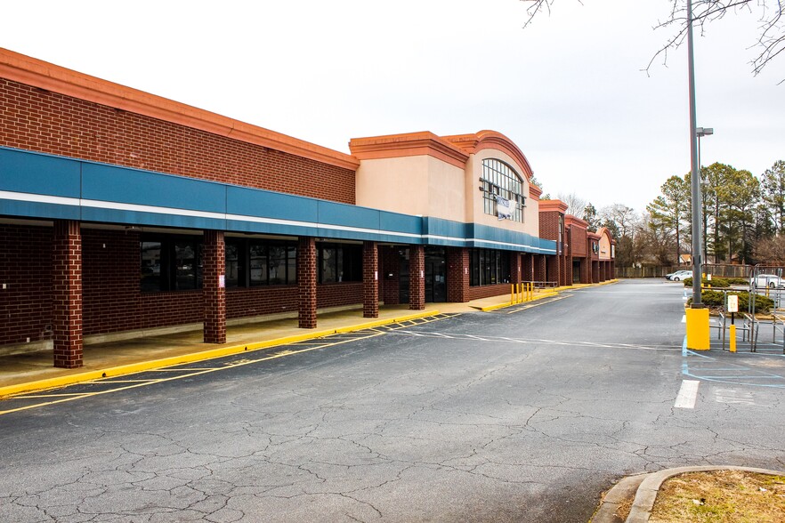 3214-3220 W Blue Ridge Dr, Greenville, SC for lease - Building Photo - Image 2 of 4