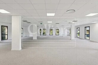 245 Chemin Des Piboules, Aix-en-Provence for lease Building Photo- Image 2 of 3