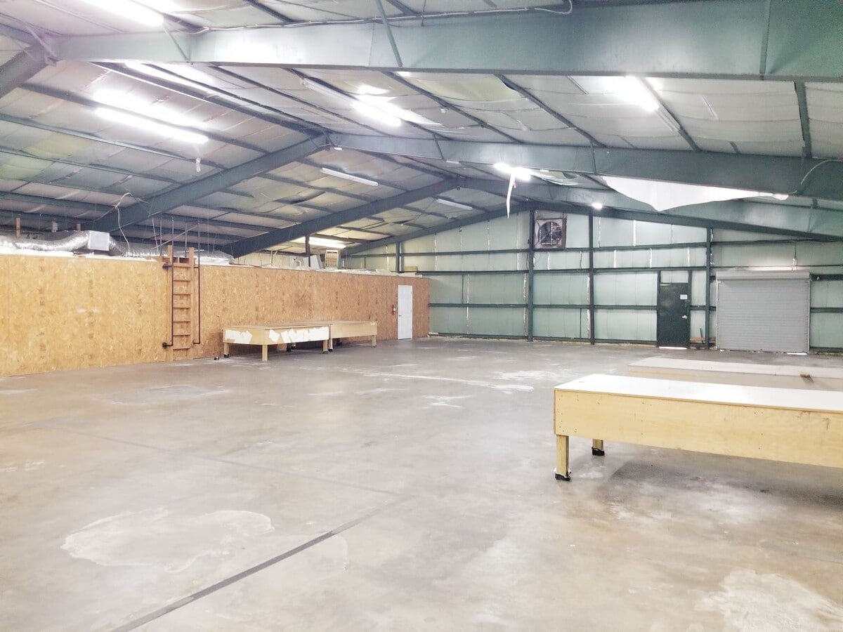 1256 Industrial Blvd, Gainesville, GA 30501