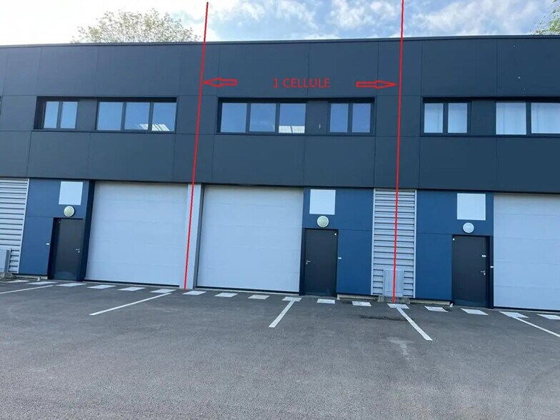 Flex in Besançon for lease - Building Photo - Image 2 of 6