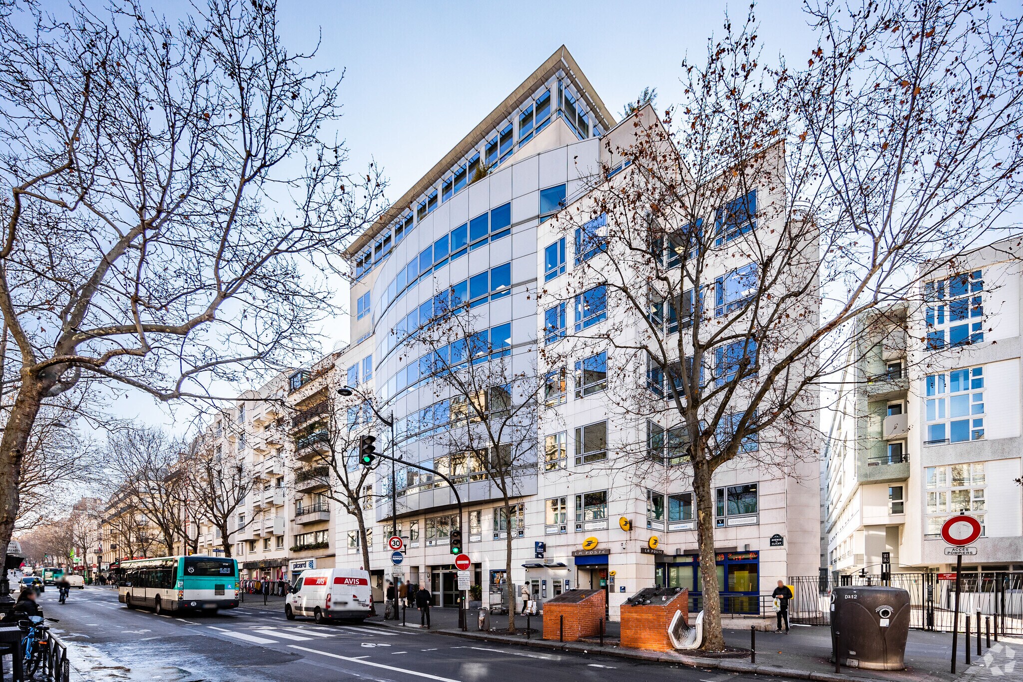 Office in Paris for lease Primary Photo- Image 1 of 4