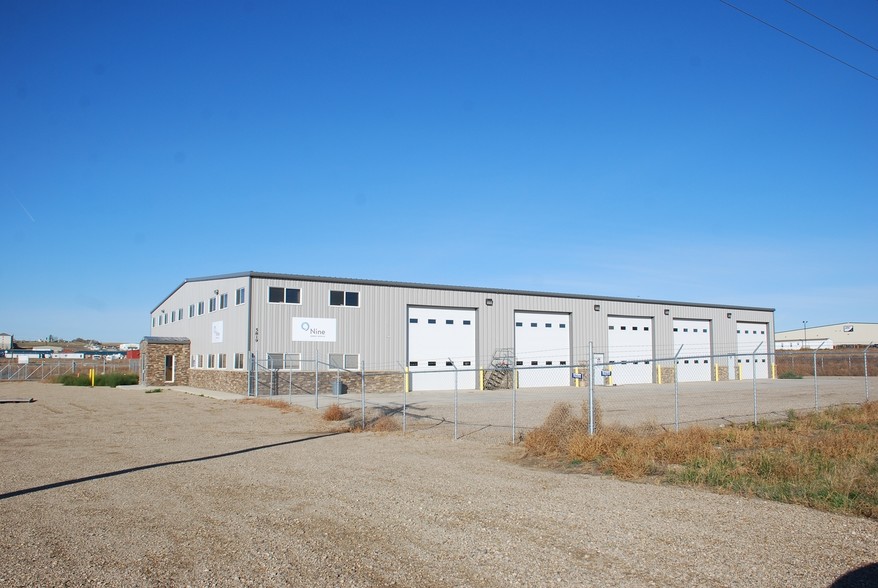 5819 Baldwin Ln, Williston, ND for sale - Building Photo - Image 1 of 1