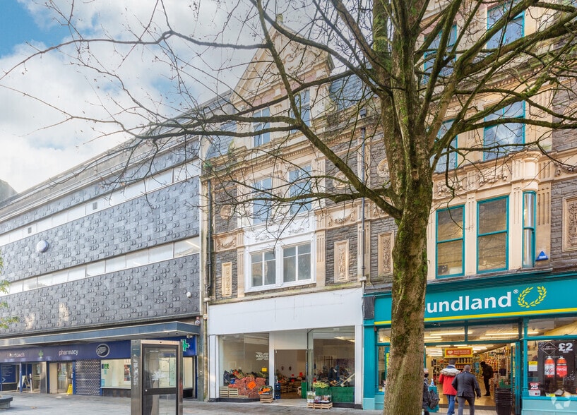 157 Commercial St, Newport for sale - Building Photo - Image 2 of 5