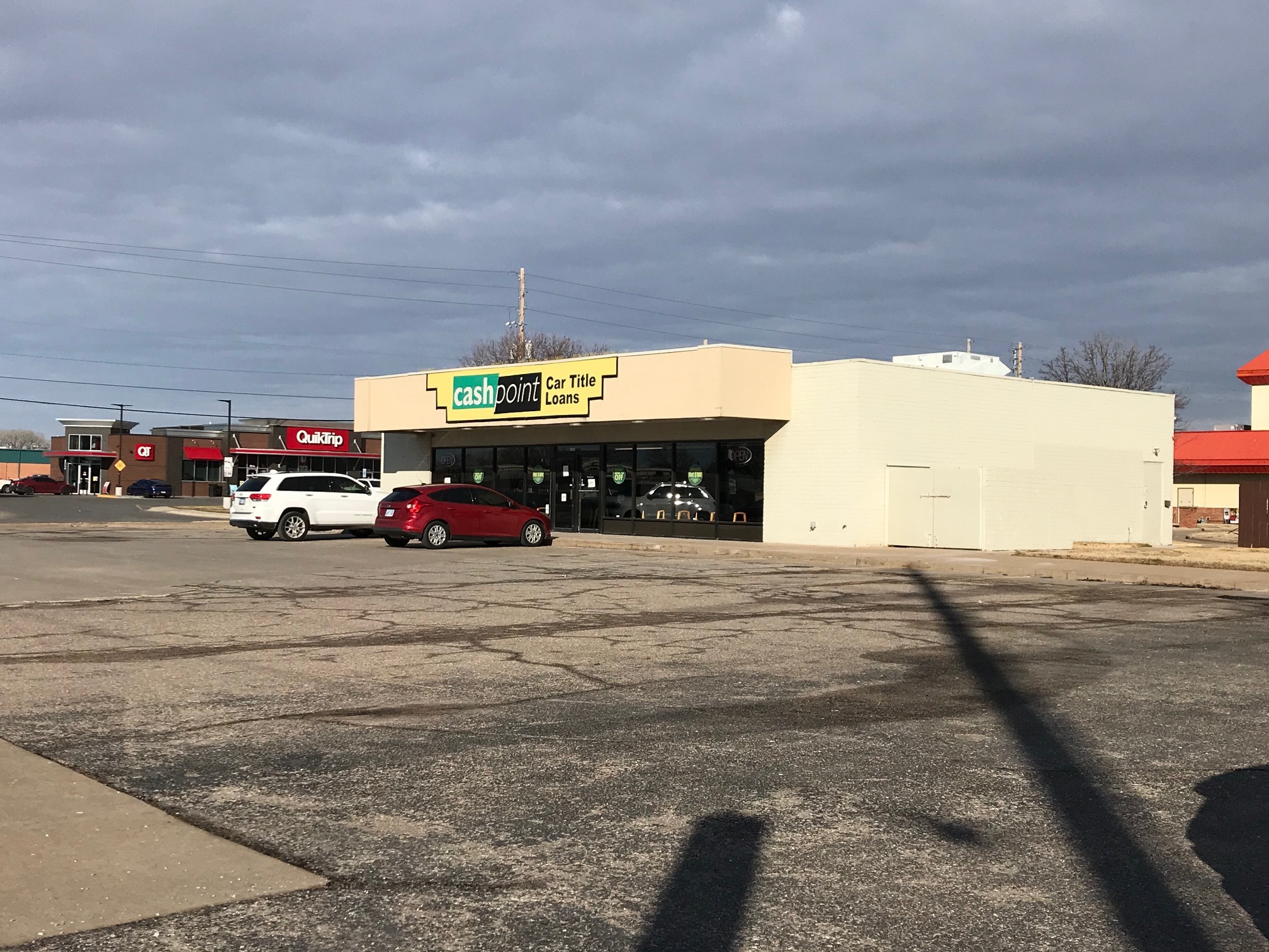 2412 W Pawnee St, Wichita, KS for lease Building Photo- Image 1 of 7