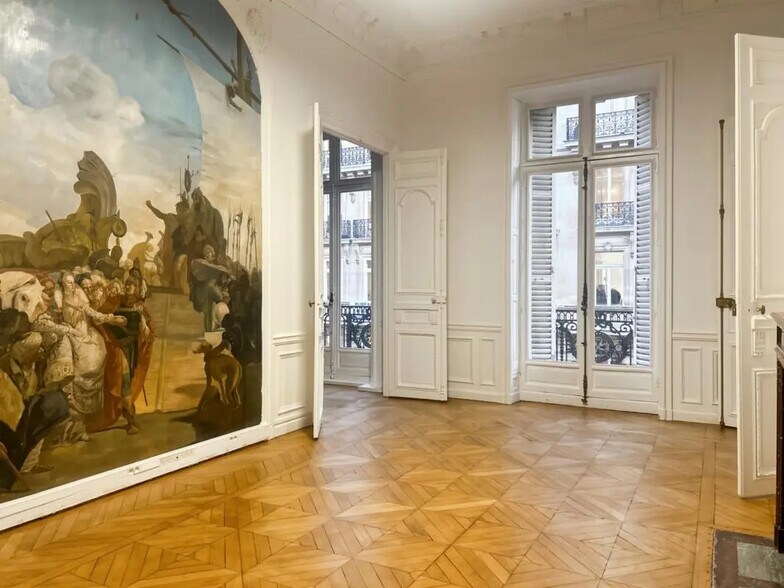 Office in Paris for lease - Interior Photo - Image 3 of 15