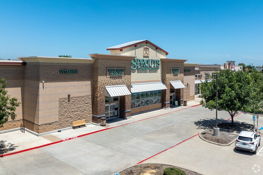 3001 Lakeview Pky, Rowlett, TX for sale - Primary Photo - Image 1 of 1