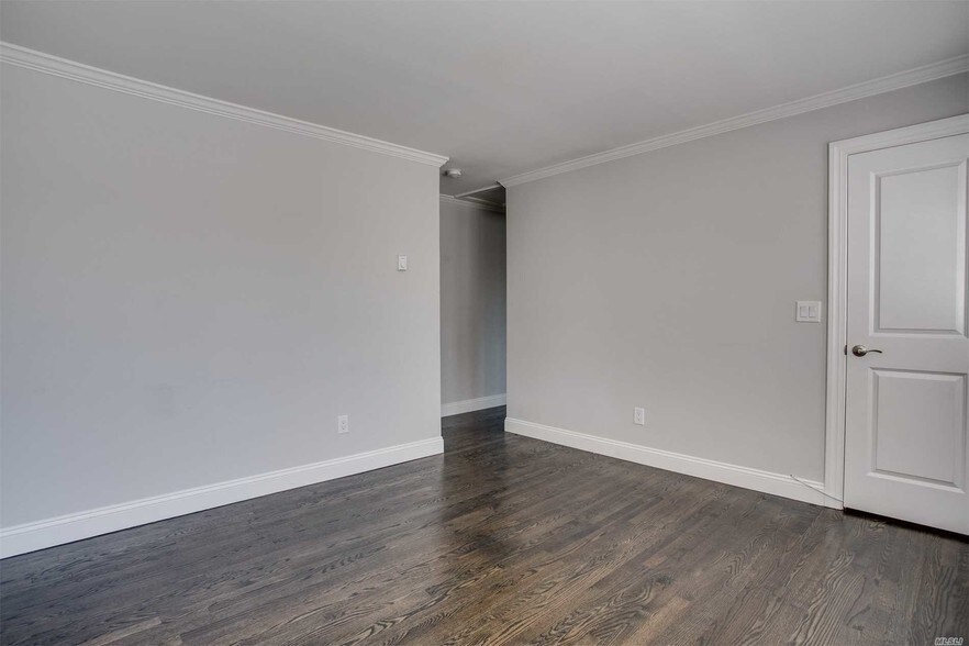 167 Middle Rd, Blue Point, NY 11715 Multifamily for Sale