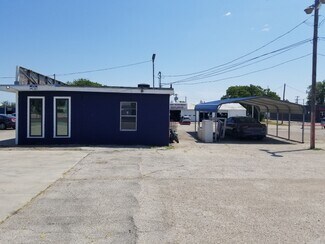 More details for 212 E Division St, Arlington, TX - Retail for Sale