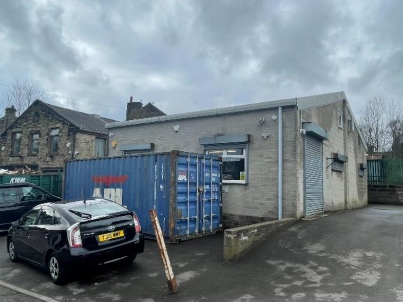 Oakworth Rd, Keighley for sale - Building Photo - Image 1 of 3