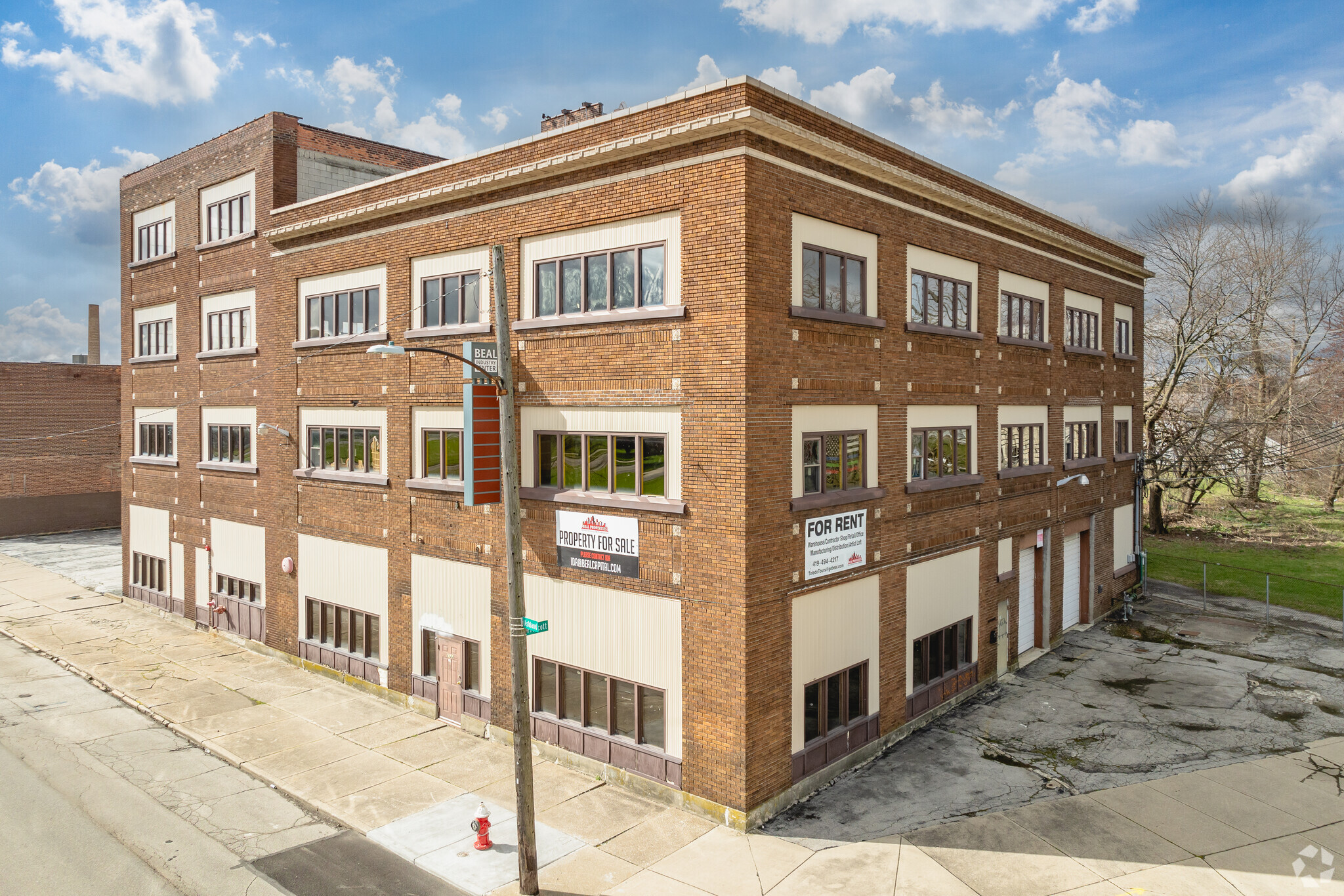 2119 Ashland Ave, Toledo, OH for lease Primary Photo- Image 1 of 32