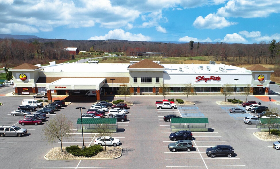 41 Vista Blvd, Slingerlands, NY for lease - Primary Photo - Image 1 of 12