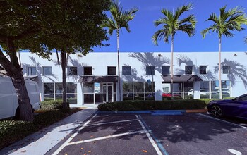 1249 Stirling Rd, Dania Beach, FL for lease Building Photo- Image 1 of 11