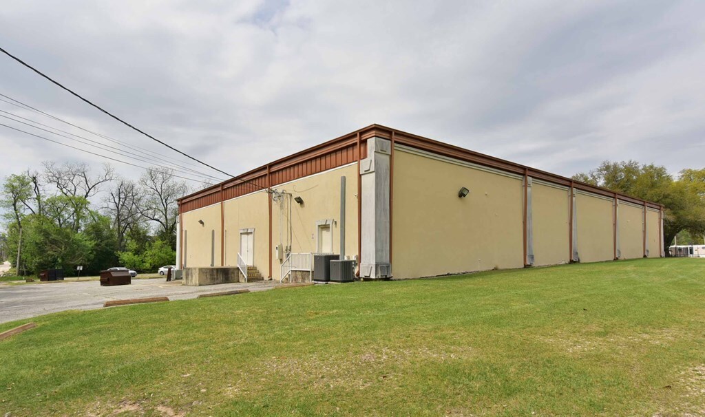 610 W Oglethorpe Blvd, Albany, GA 31701 Specialty for Sale