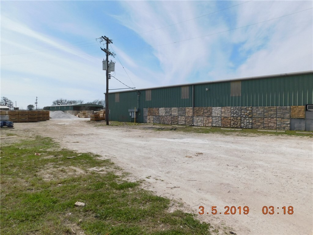 140 Watterson Rd, Bastrop, TX for sale Primary Photo- Image 1 of 1