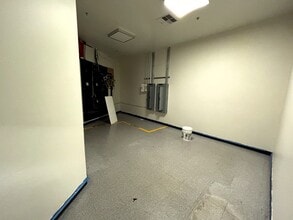 1350 Grant Rd, Mountain View, CA for lease Interior Photo- Image 2 of 11