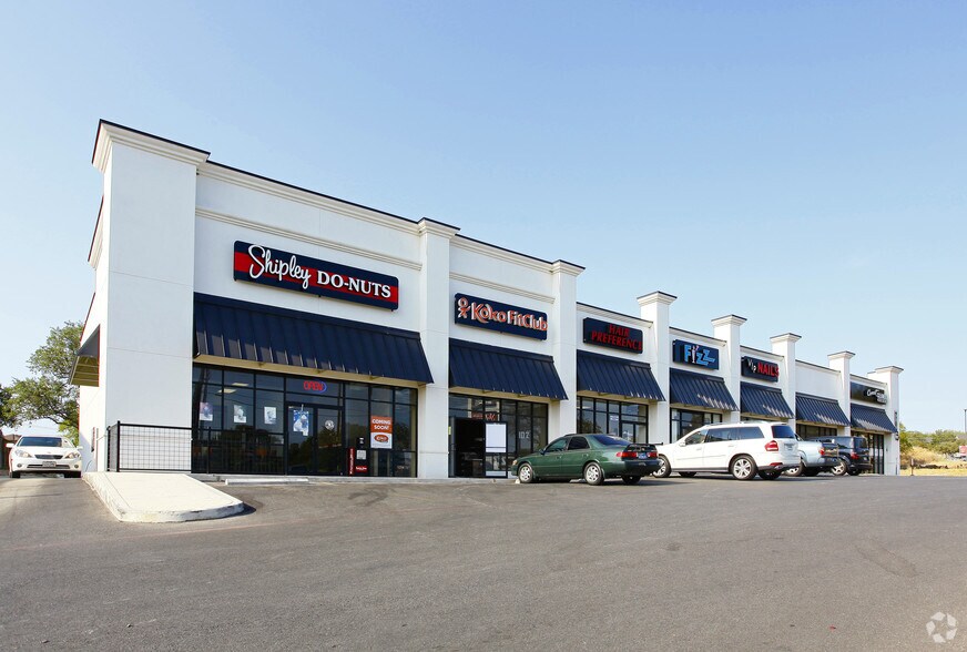 1218 Bitters Rd, San Antonio, TX, 78216 Retail Space For Lease