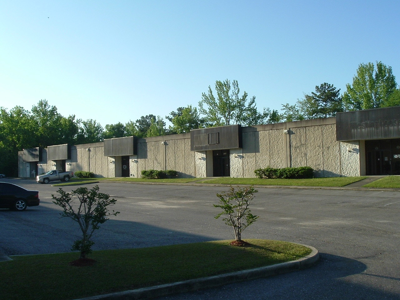 1125 N Corporate Dr, Mobile, AL for lease Building Photo- Image 1 of 6