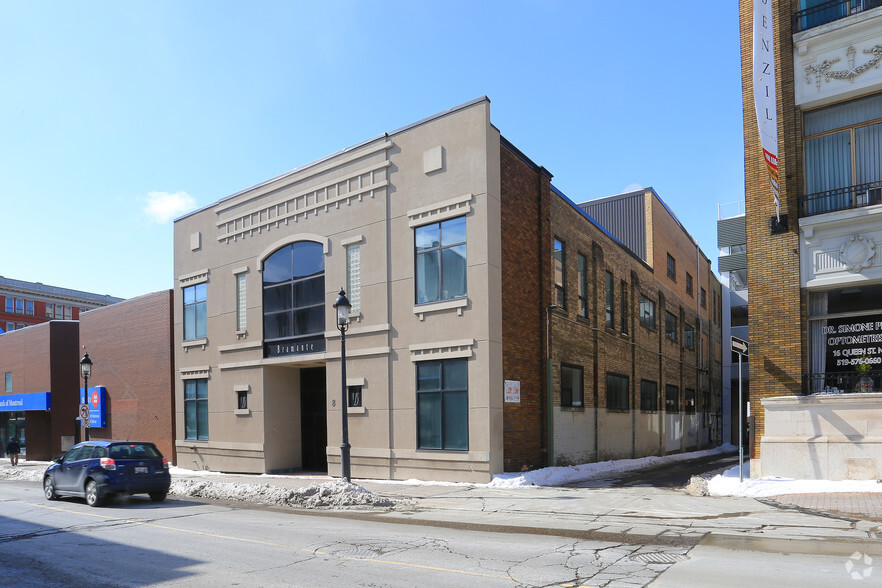 8 Queen St N, Kitchener, ON for sale - Primary Photo - Image 1 of 1