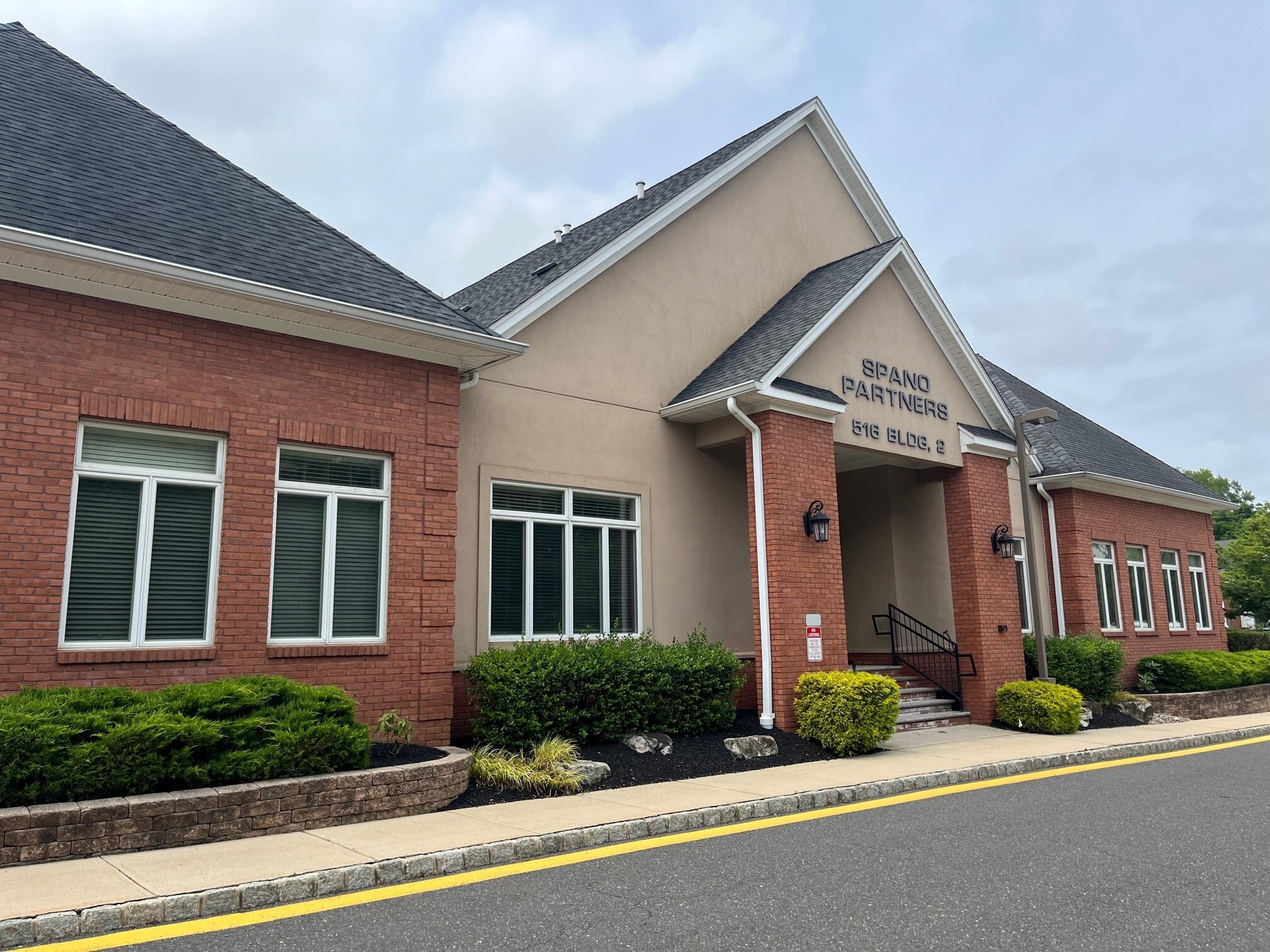 516 State Route 33, Millstone Township, NJ for sale Primary Photo- Image 1 of 16