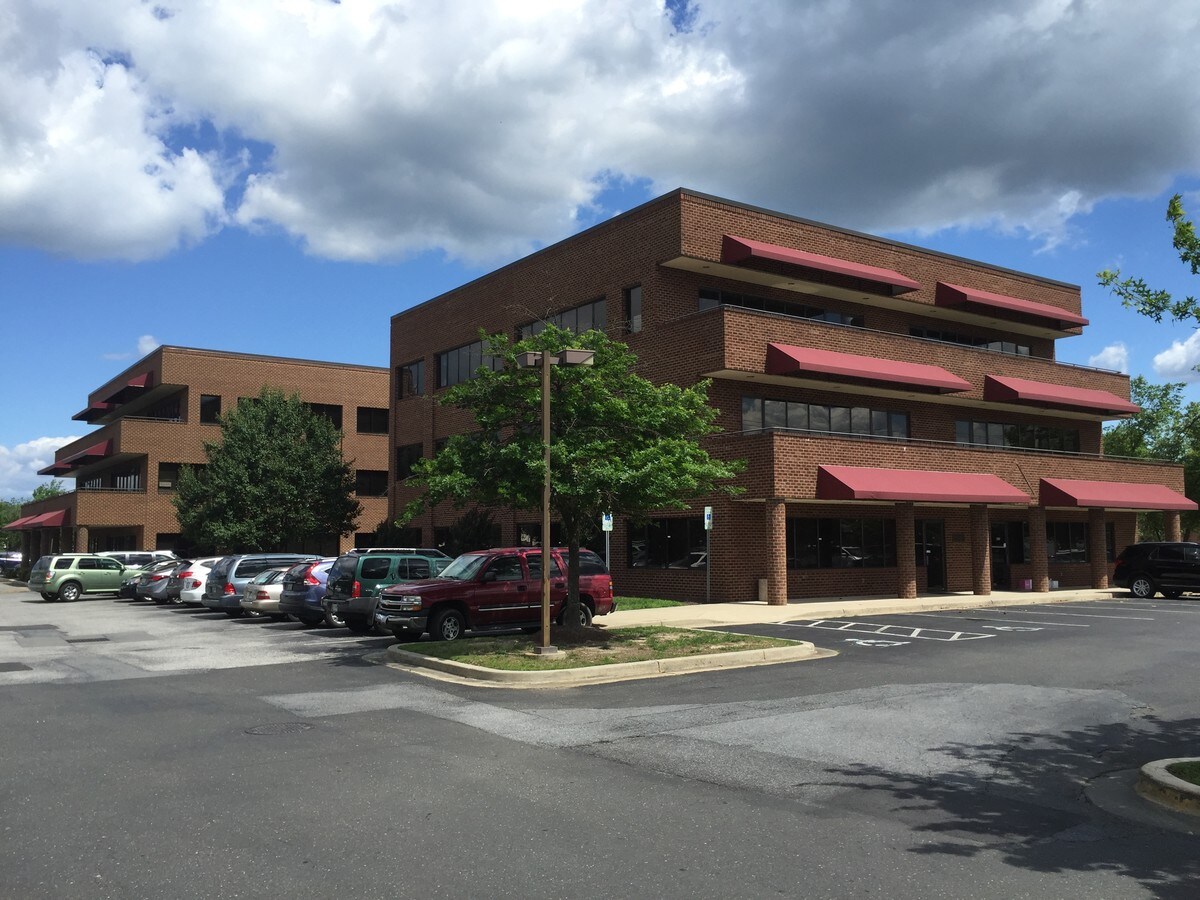 3261 Old Washington Rd, Waldorf, MD 20602 Office Condominiums