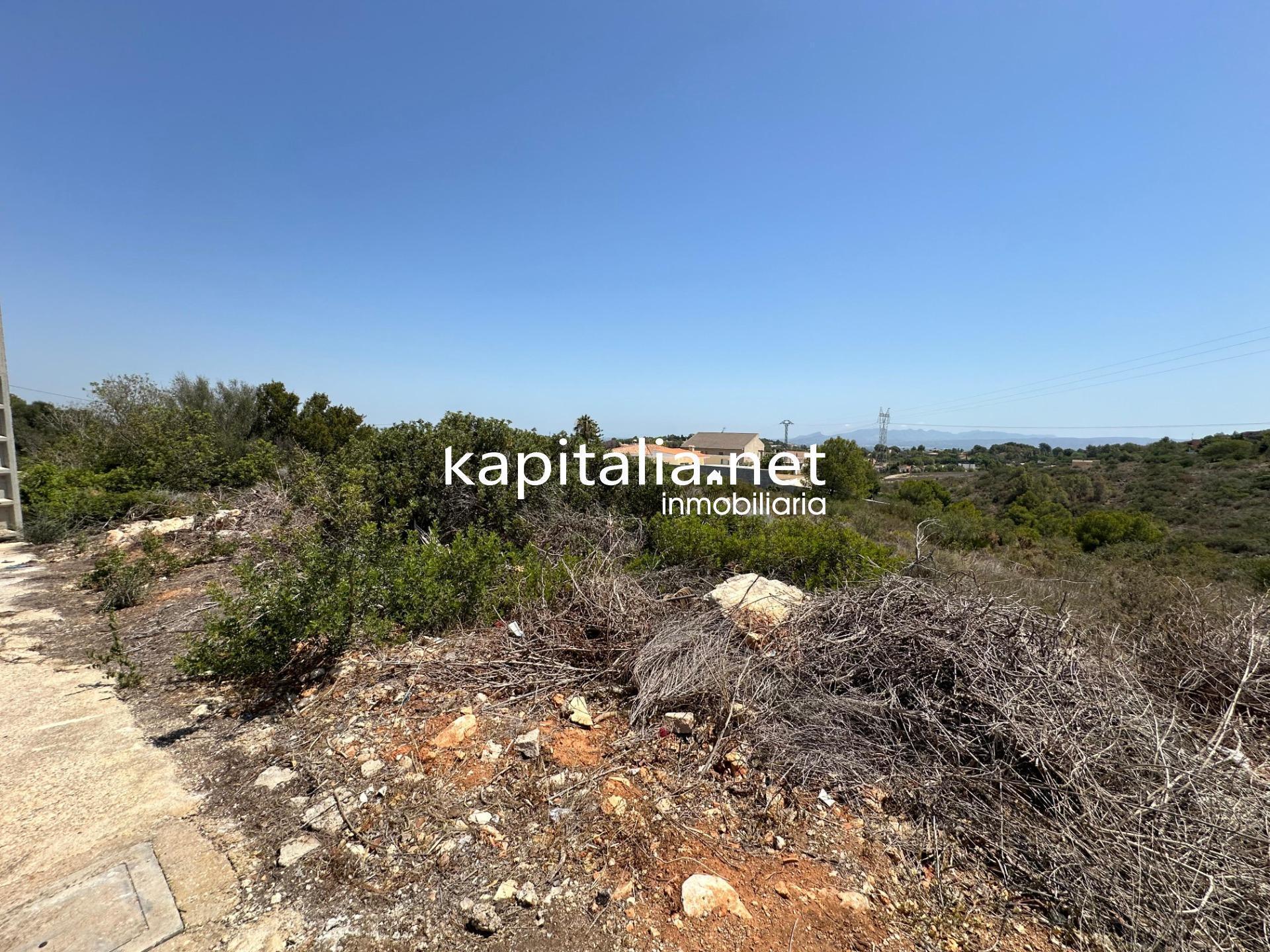 Land in San Cristóbal de La Laguna, Santa Cruz de Tenerife for sale Building Photo- Image 1 of 4