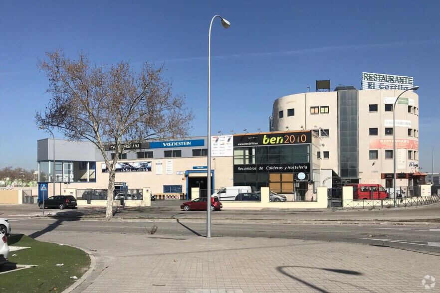 Avenida Real de Pinto, 158, Madrid, Madrid for lease - Building Photo - Image 2 of 4