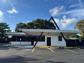 1605 NW 95th St, Miami FL - Convenience Store